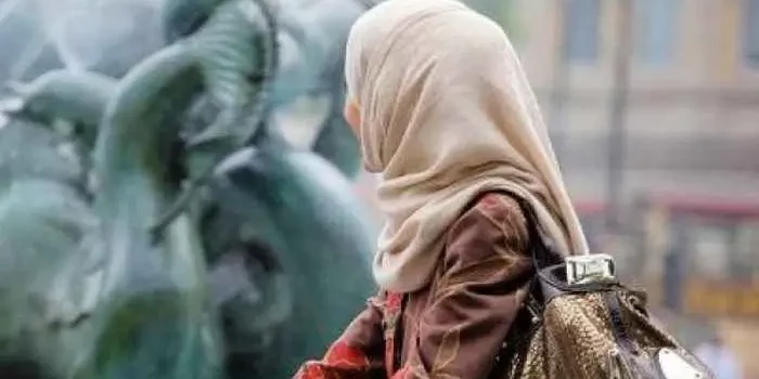 11 Hak Seorang Istri Muslim Terhadap Suaminya