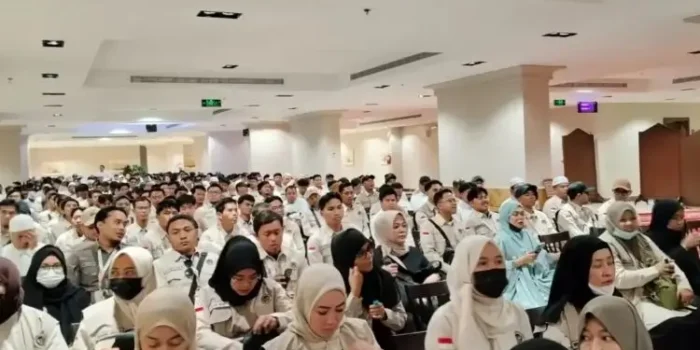 1.100 WNI Mahasiswa & Mukimin Jadi Tenaga Pendukung Haji 2026, Perkuat PPIH Arab Saudi