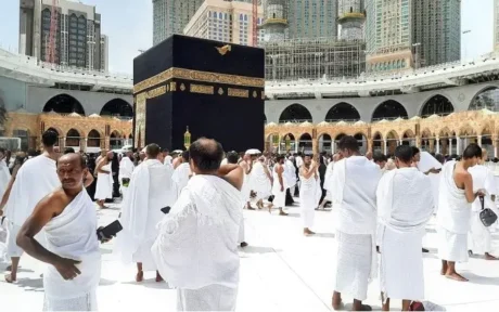 Batal Haji Karena Berdebat Saat Ihram? Ini Penjelasan Fiqih dan 3 Opsi Fidyah