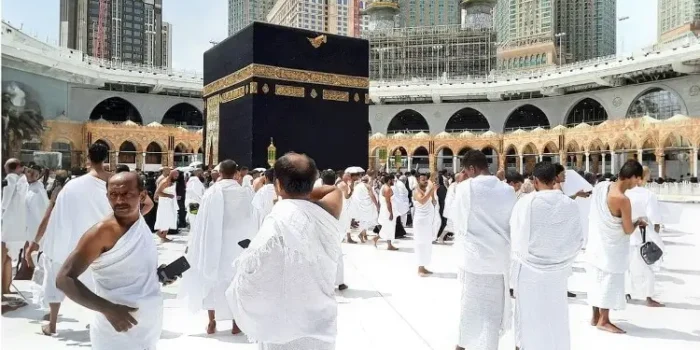 Batal Haji Karena Berdebat Saat Ihram? Ini Penjelasan Fiqih dan 3 Opsi Fidyah