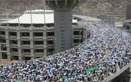 Bagaimana Jembatan Jamarat yang memenangkan penghargaan memberikan kelegaan kepada jamaah haji