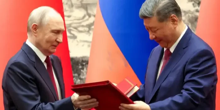 Tatanan Dunia Multipolar Dimulai: Rusia-China Gugat Dominasi Dolar AS dan Hegemoni Barat